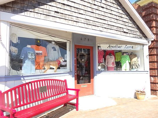 2nd image of 668 Main St