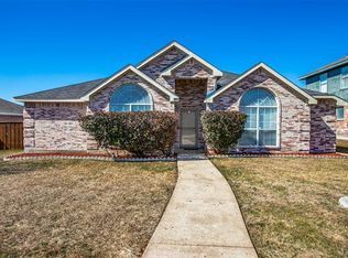 1531 Rebecca Ln, Lancaster, TX 75134