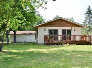 1621 S Lake Mitchell Dr, Cadillac, MI 49601