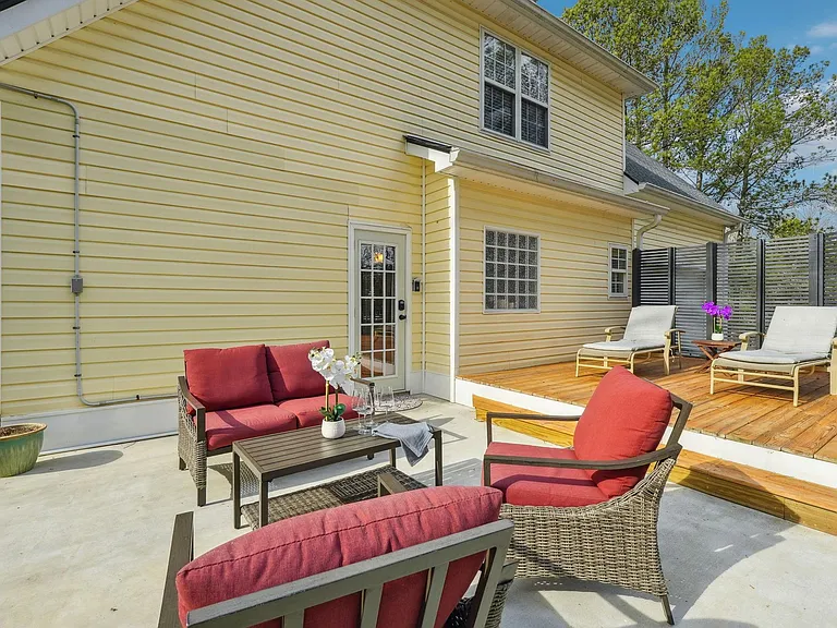 135 Farr Lake Dr — Photo 42