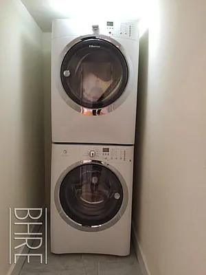 Rented by Brooklyn Heights Real Estate Inc | media 5