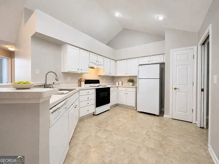 3057 Orchard Ridge Cir — Photo 6