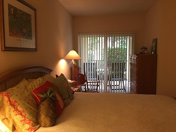 4th image of 148 SW Peacock Boulevard W #25-101