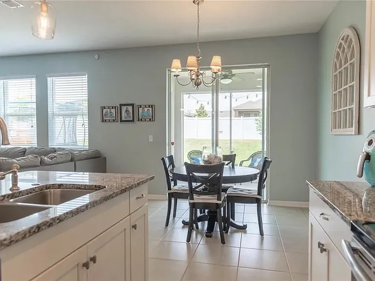 3169 Zander Dr — Photo 6