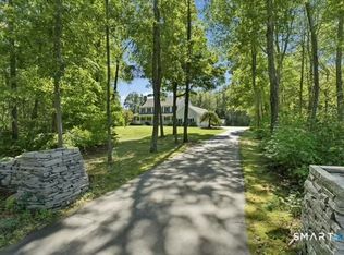 8 Red Brook Lane, Ledyard, CT 06339