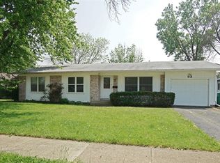 63 Clearmont Dr, Elk Grove Village, IL 60007