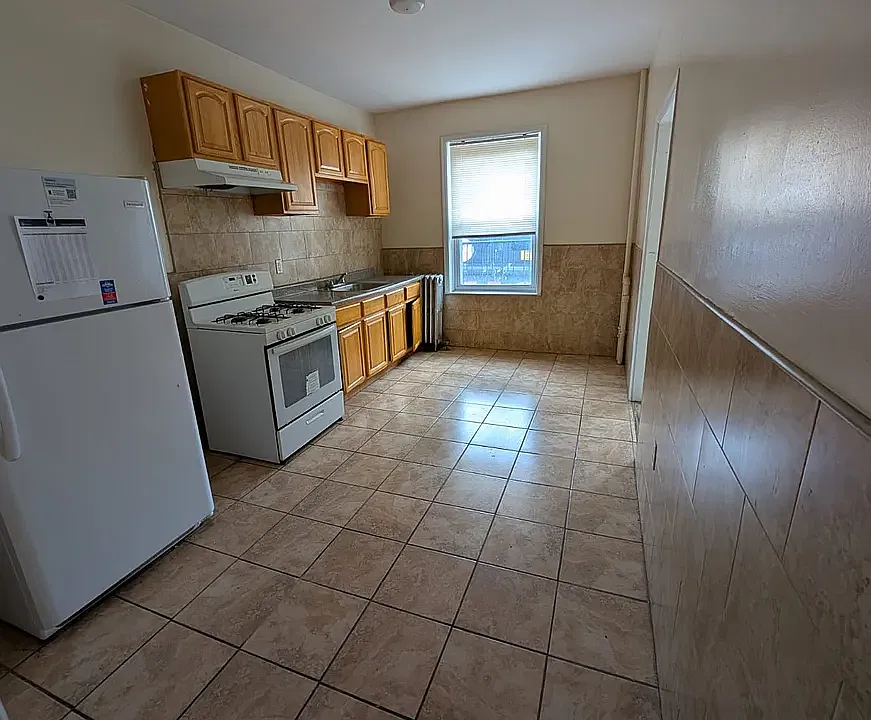 52-64 4th Ave #6D