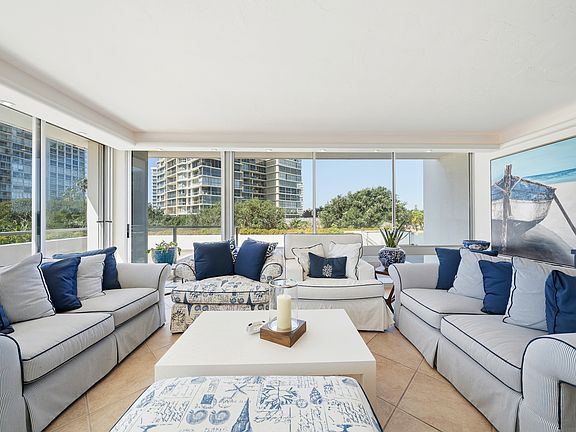 5th image of 1770 Avenida Del Mundo Unit 109