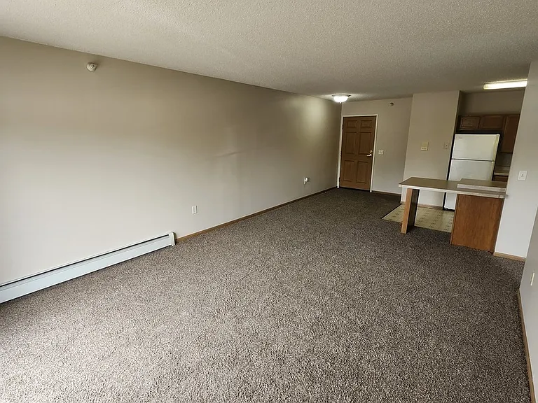 847 Driftwood Dr #2 — Photo 4