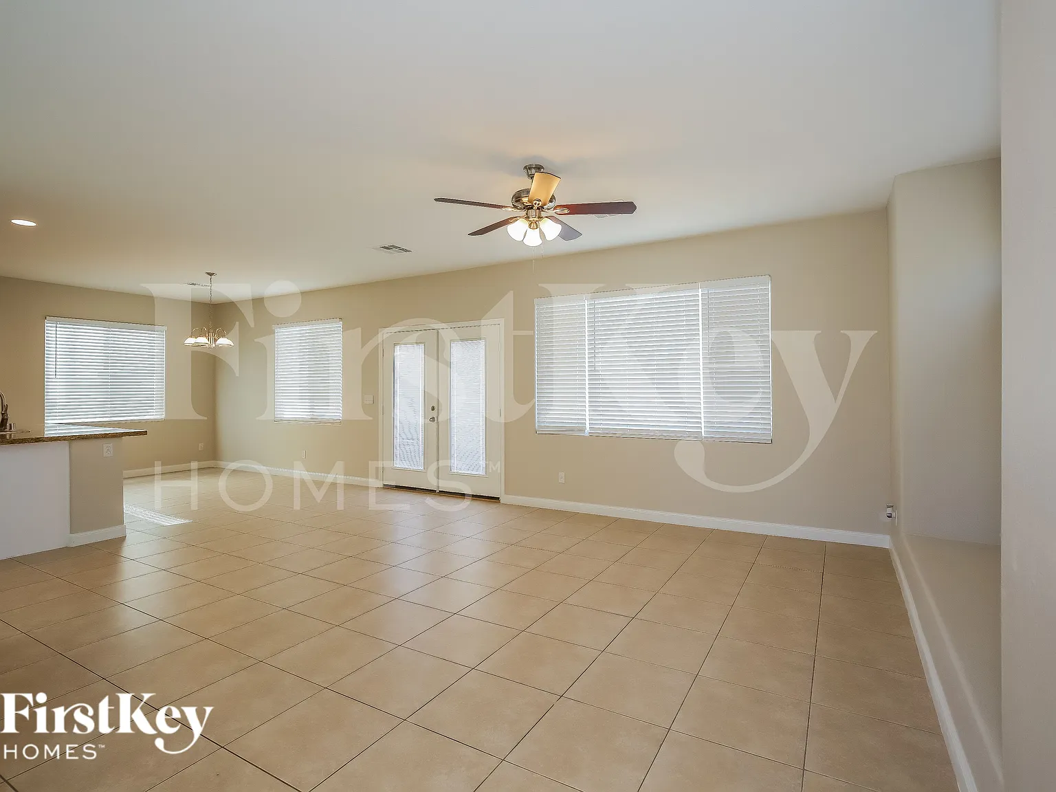 3 bed, 2.5 bath, 1871 sqft, $2,020 — Photo 3