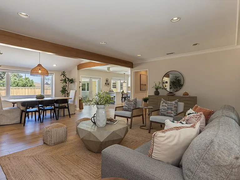 3544 Gardenia Ave — Photo 29