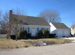 1 Maywood Rd, Bristol, RI 02809