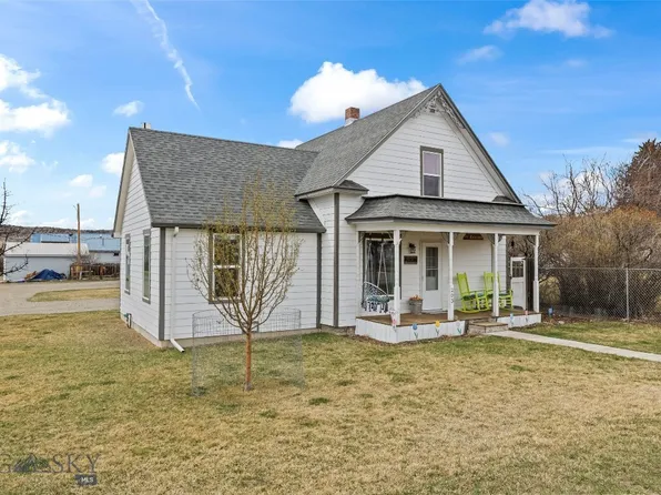 203 1st Ave N, Clyde Park, MT 59018