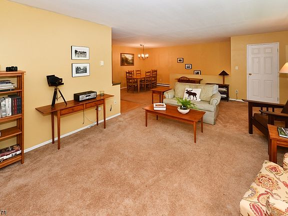 4th image of 66 S Franklin Turnpike #64