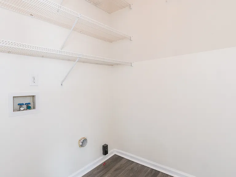 1322 Deer Trail Rd — Photo 8