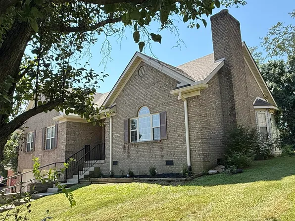 372 Reynolds Dr, Richmond, KY 40475