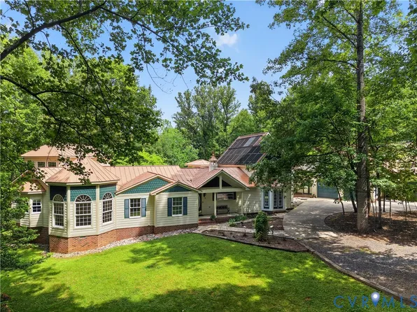 6360 Tennis Ct, Brandy Station, VA 22714