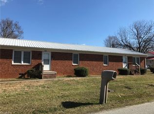 407 Sullivan St, Thomasville, NC 27360