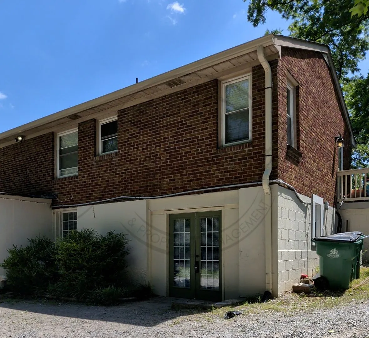 Building Photo - 250 McGavock Pike #B