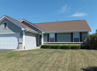 2015 N Southfield Ln, Byron, IL 61010