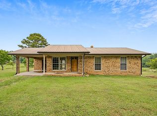 8215 Spring Creek Rd, Cookeville, TN 38506