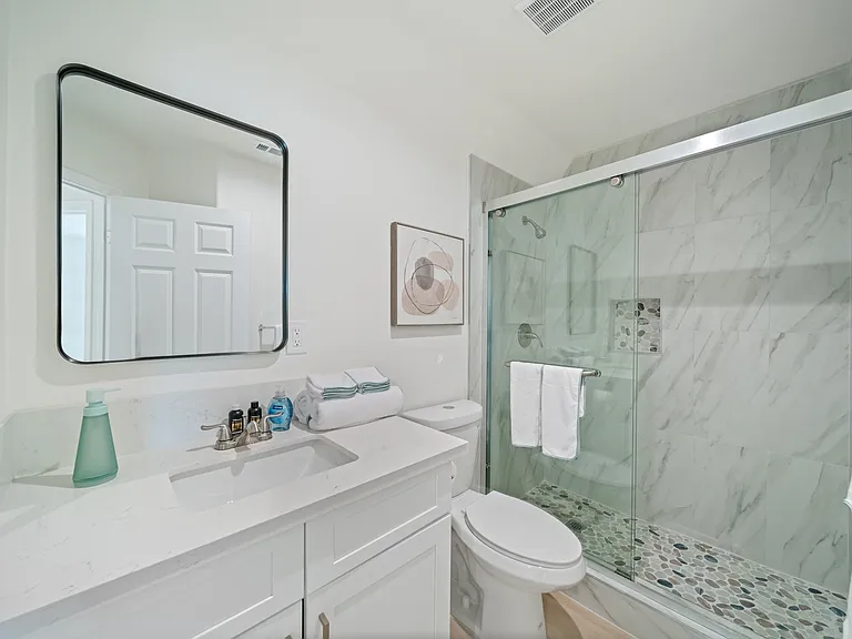 761 Lewis St — Photo 24