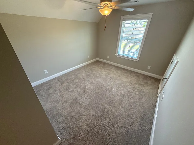 1960 Armistead Ln — Photo 14