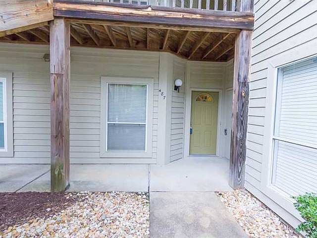 1st image of 487 E Lake Cir