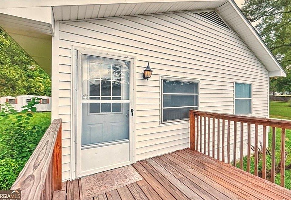 1st image of 22 Reese St