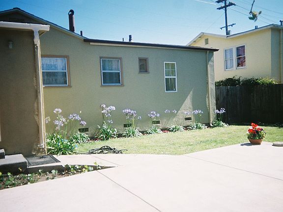 DRIVE IN -CURVED WALKWAY TO DOOR