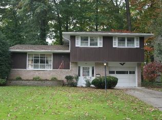 839 Mapleridge Dr, Youngstown, OH 44512