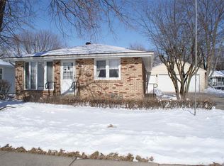 340 23rd St SW, Mason City, IA 50401