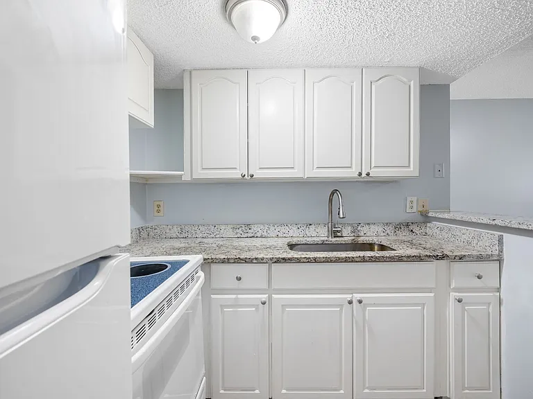 5113 N Nebraska Ave — Photo 43