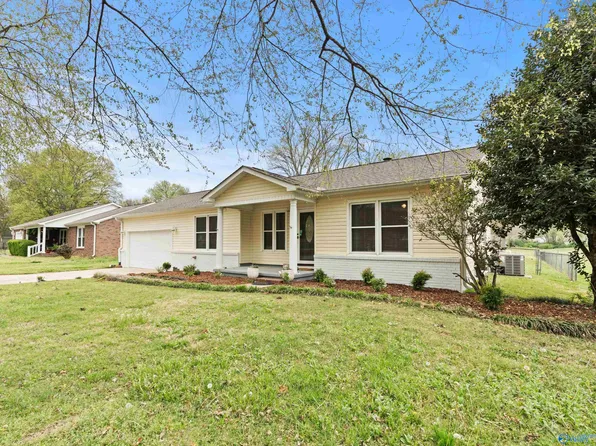 12010 Country Lane Dr SE, Huntsville, AL 35803