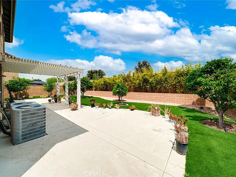 5676 Avocet Dr — Photo 4