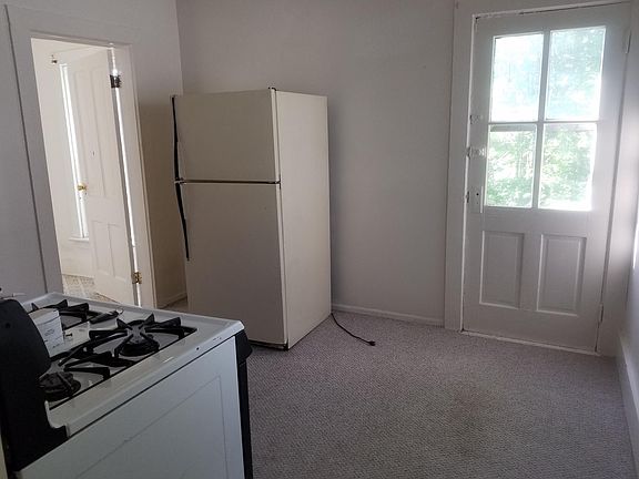 2nd image of 228 W 20th St Fl 2nd