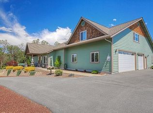 170 Columbia Crest Dr, Grants Pass, OR