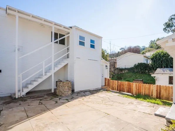 728 E Palmer Ave #B, Glendale, CA 91205