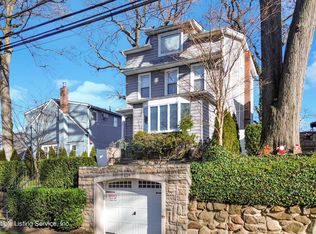 119 Acacia Ave, Staten Island, NY 10308