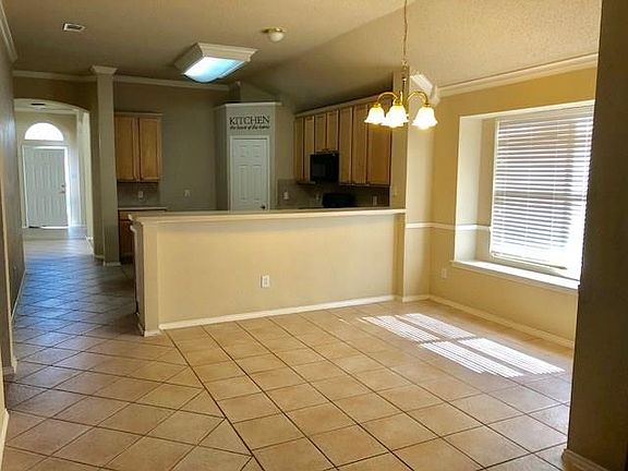 2nd image of 5033 Geranium Ct