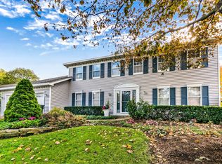 1340 E Bailey Rd, Naperville, IL 60565