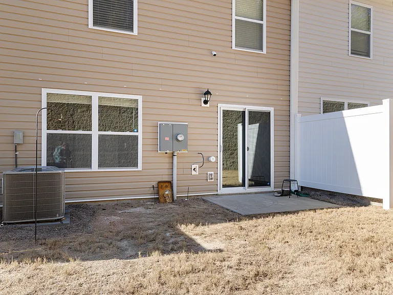 305 Oakmont Valley Trl — Photo 20