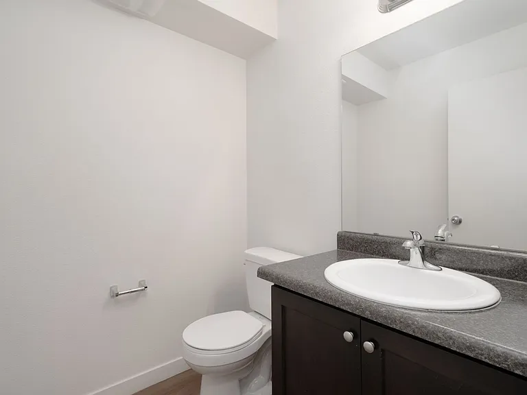 10730 NE Wygant St — Photo 2