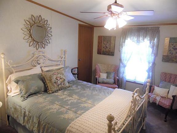 2nd image of 16 Berva Dr