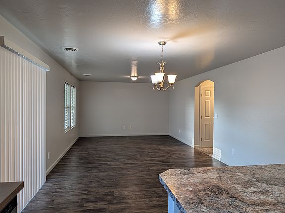 4th image of 19543 Susquehanna Way