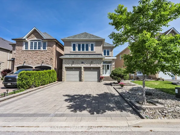 119 Martini Dr, Richmond Hill, ON L4S 2V5