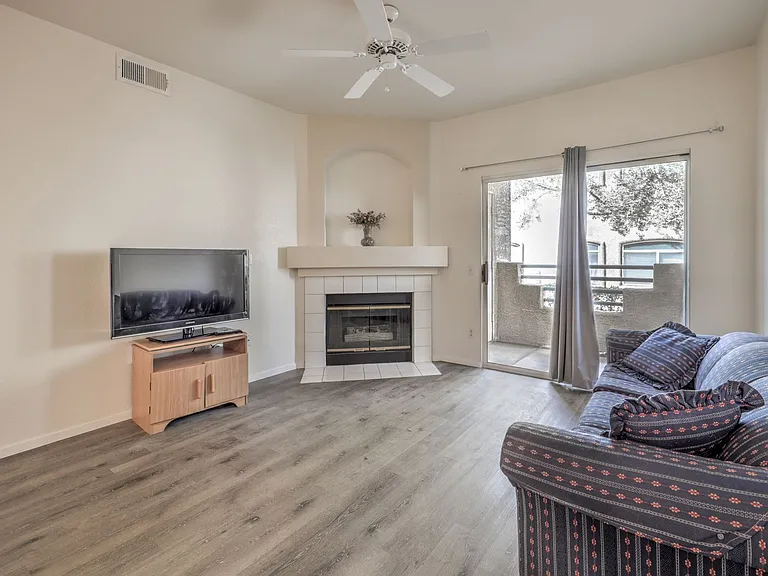 5415 W Harmon Ave #1038 — Photo 3