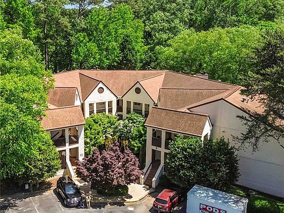 2nd image of 485 Sherman Way