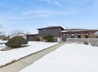 3505 Lyle Ln, Crete, IL 60417