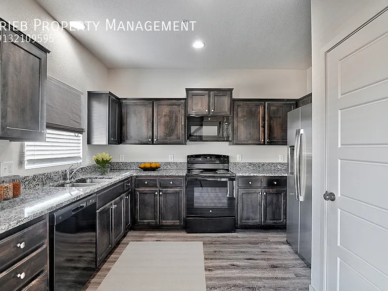 8897 Findley St #7 — Photo 2